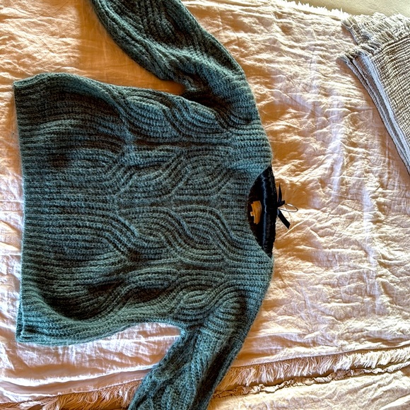 Sezane Teal (Green/Blue) Crew Neck Sweater - Picture 3 of 6